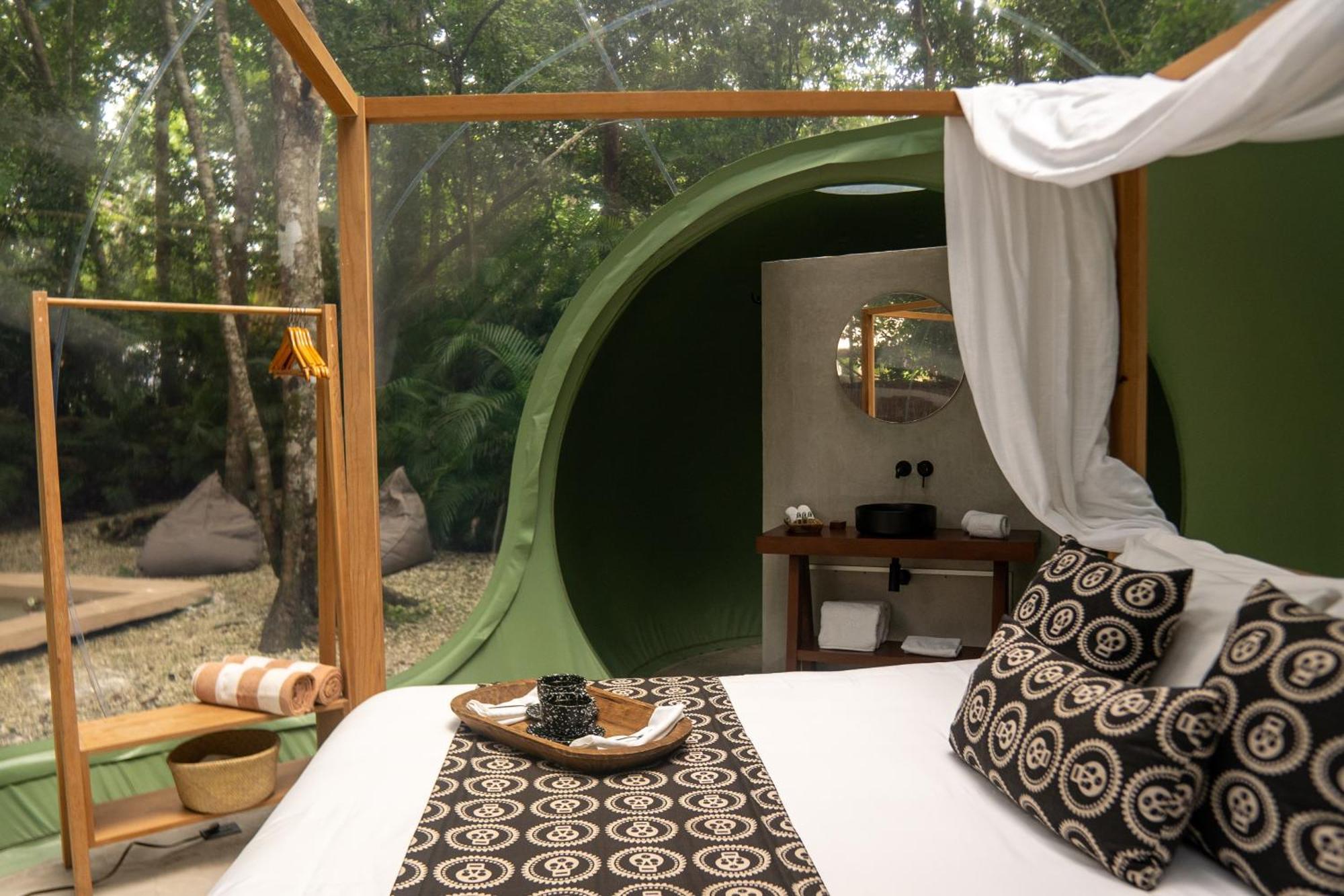 Oom Bubble Boutique Hotel 4*